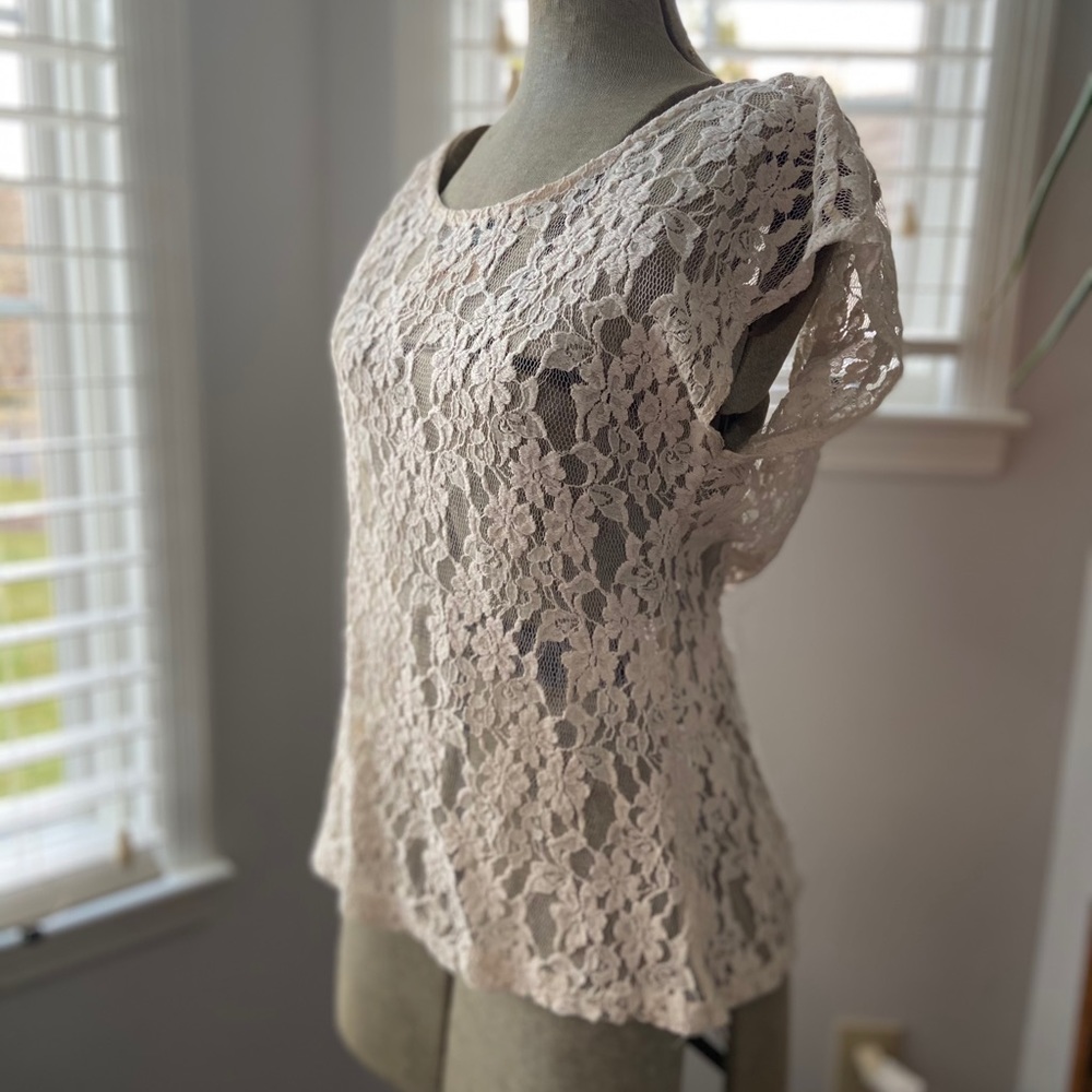 Gorgeous Issi Embroidered Sheer Dressy Tank M - Picture 7 of 12